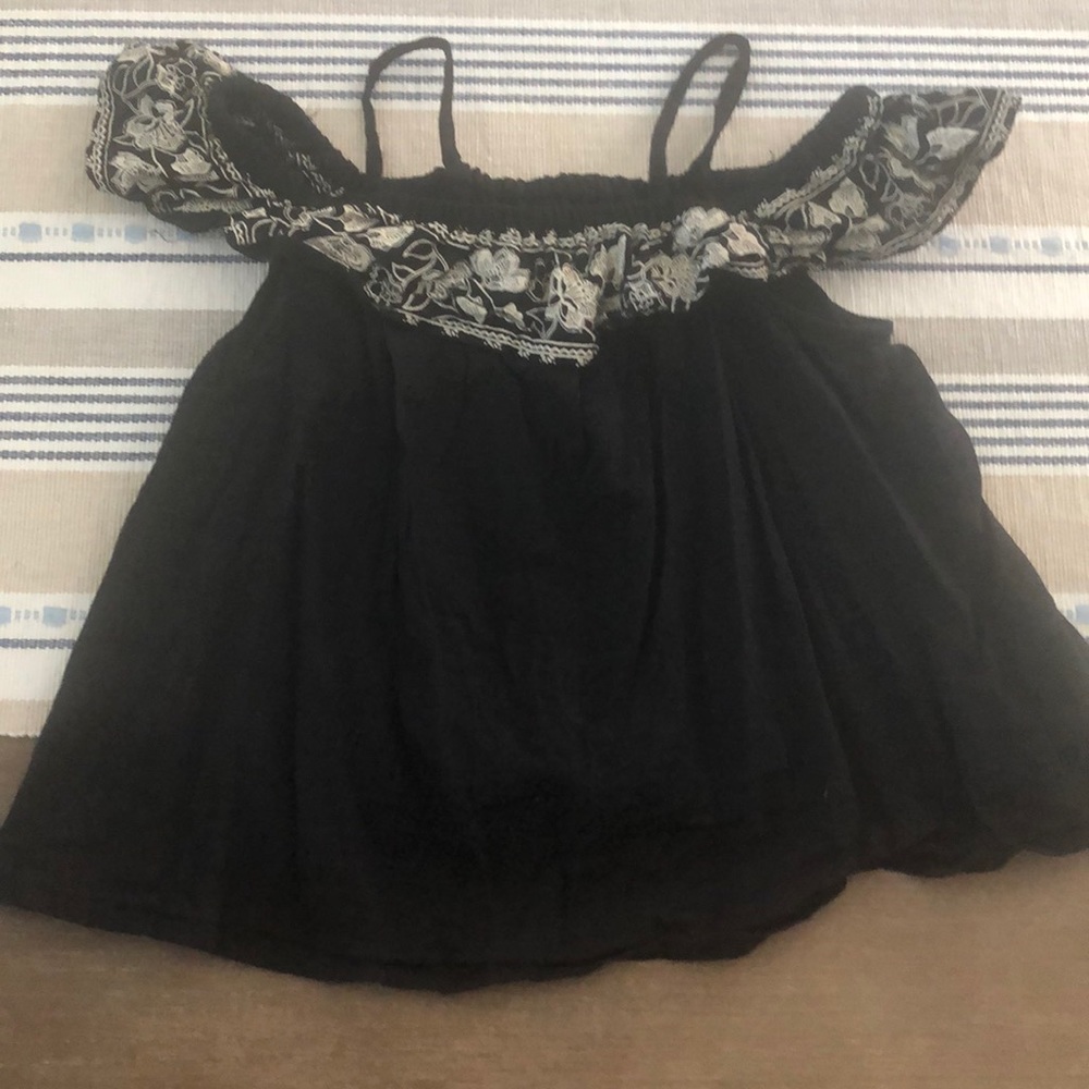 Old navy ruffled top